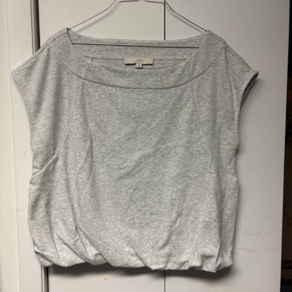 Ann Taylor Loft cropped top size large